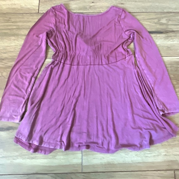 Pink long sleeve shirt from American Eagle in a size small - Picture 2 of 2